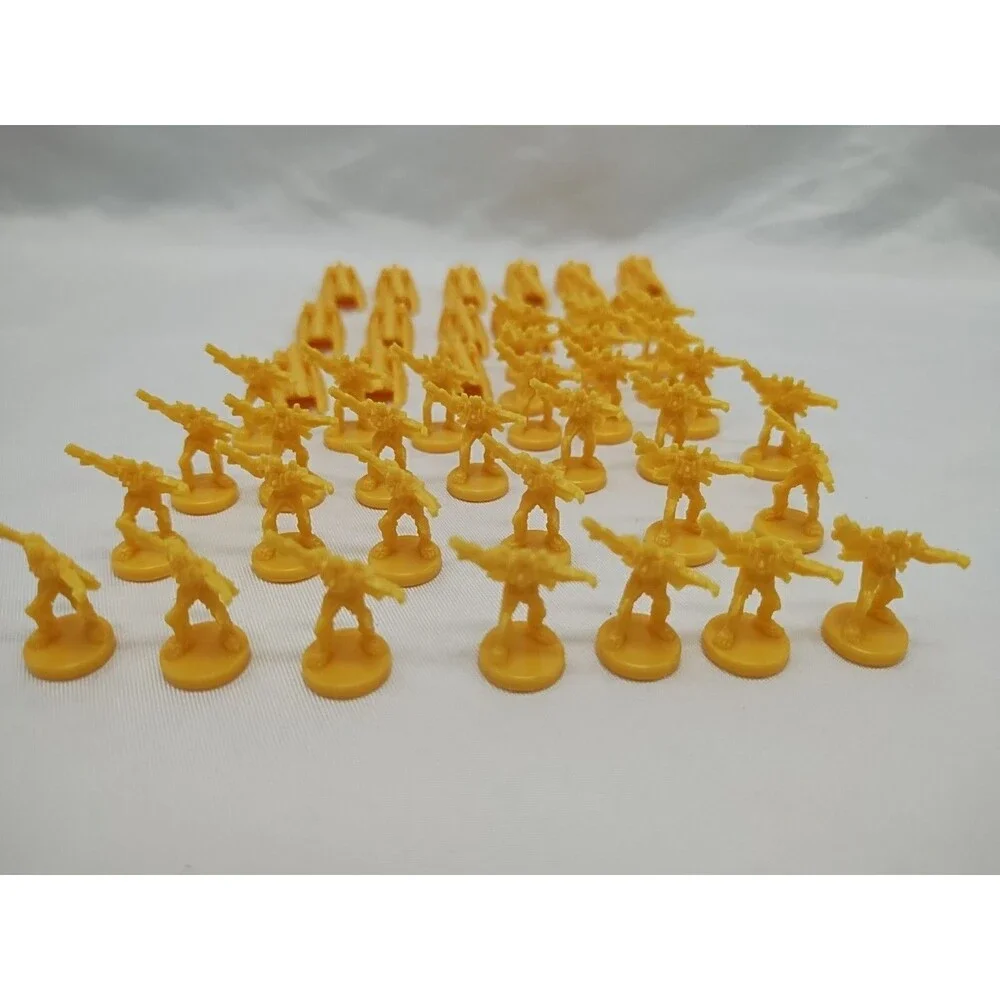 (47) 2007 Transformers Yellow Risk Board Game Player Pieces